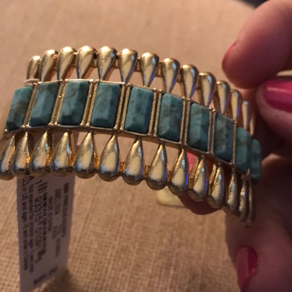 🎉HP🎉NEW inlayed turquoise art deco cuff bracelet - Picture 3 of 8